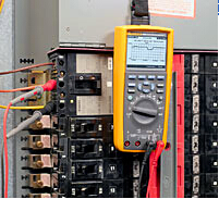 �ɶ�����Чֵ���I(y��)��ӛ��f�ñ�