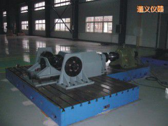 遵義微機(jī)控制驅(qū)動橋總成扭轉(zhuǎn)試驗機(jī)